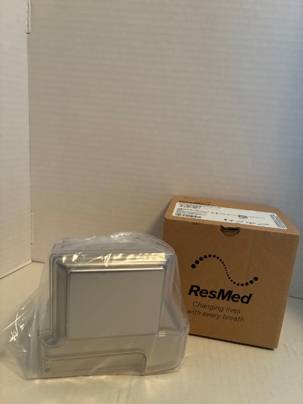 ResMed Humidair Standard Tub 37299. Lot of 2. New
